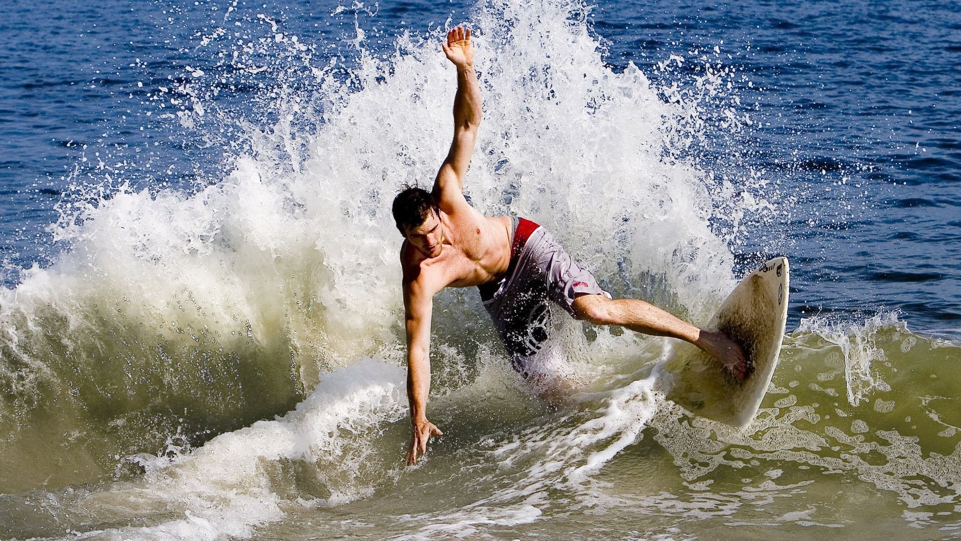 _运动员生活揭秘：训练、休闲与健康管理_，运动员训练日常