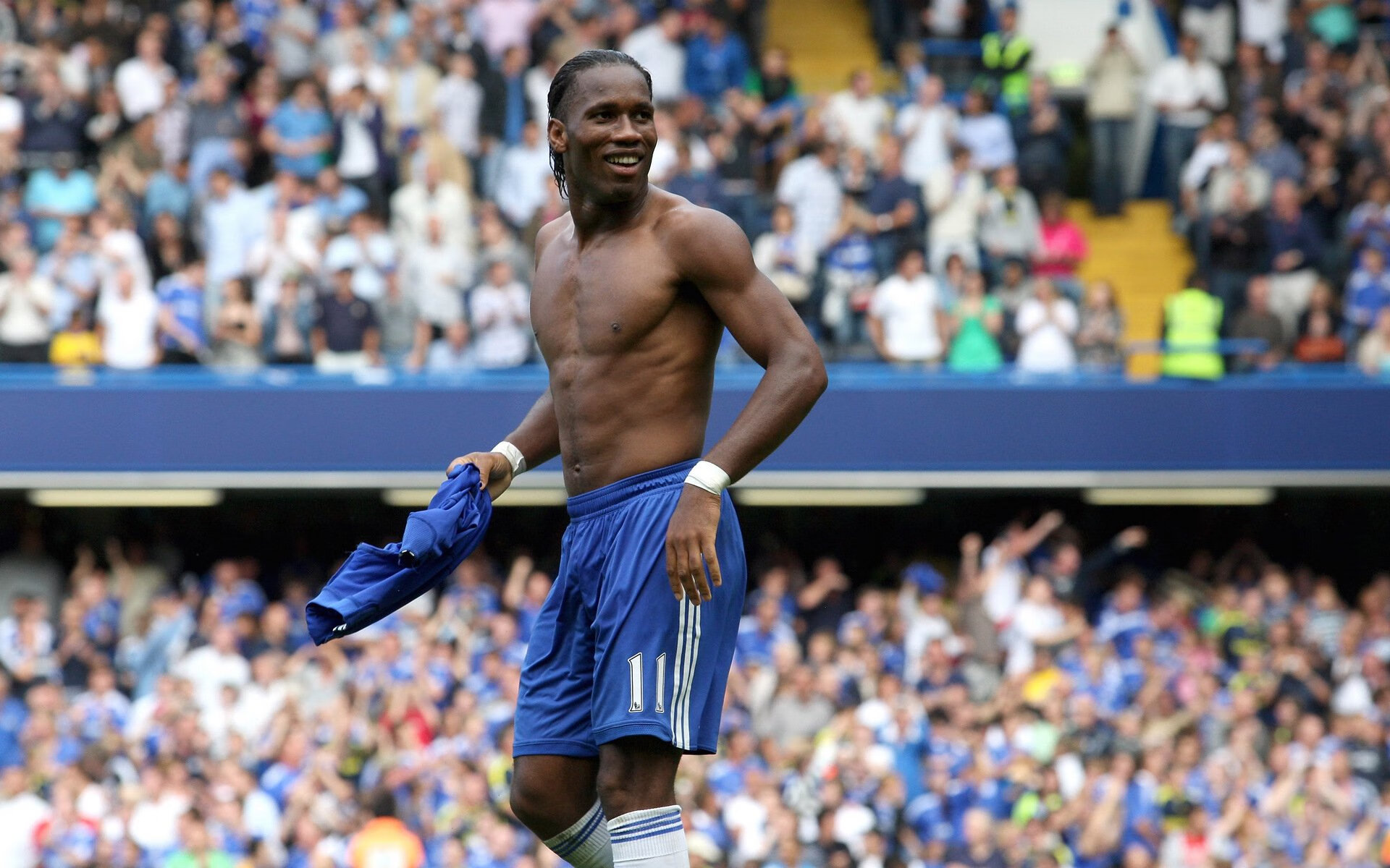 C罗参与纪录片拍摄讲述奋斗过程,c罗的纪录片